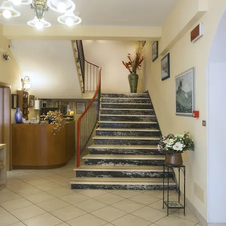 Fior Di Loto - ريميني